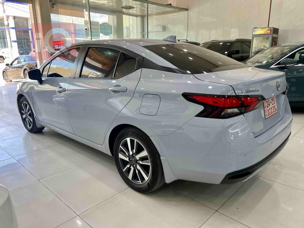 Nissan Versa